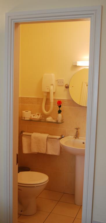 ホテル Fanad House キルケニー エクステリア 写真